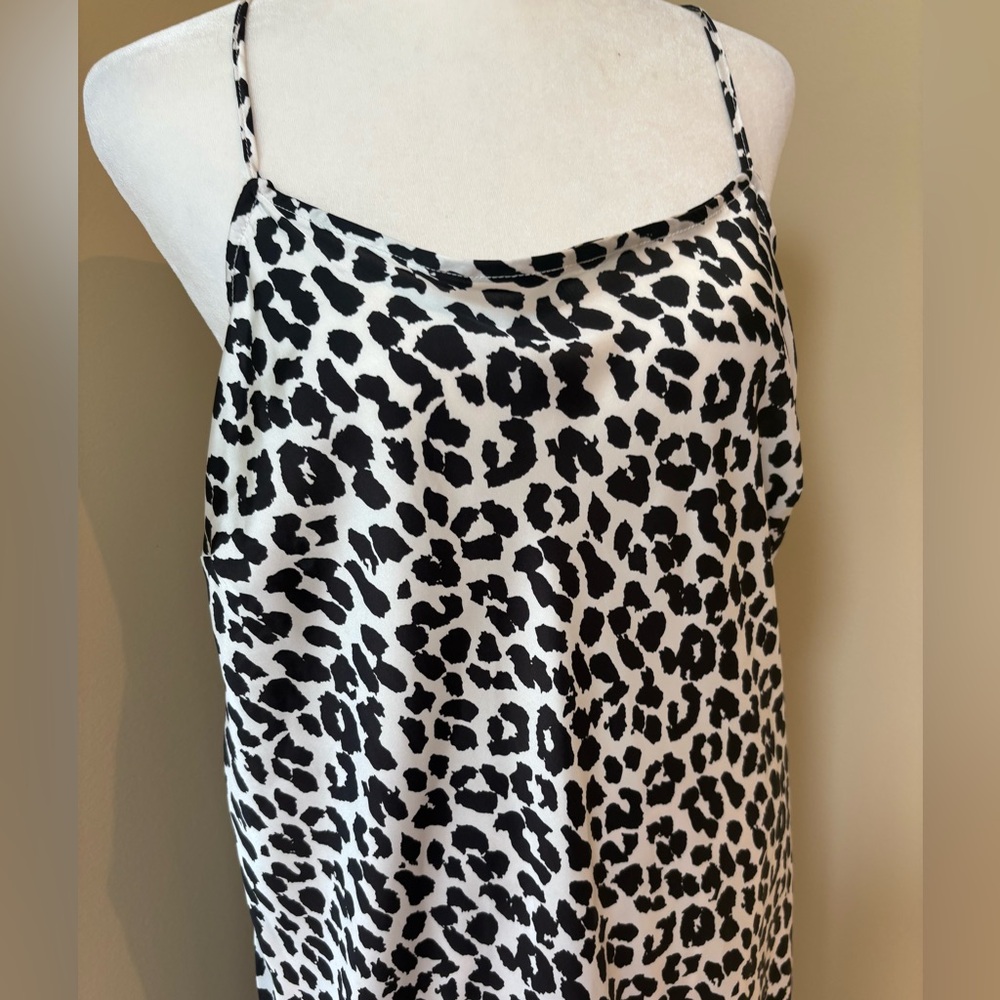 Silky Leopard Print Dress 🐆 Nightgown Chemise Strappy Black & White XL